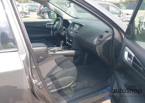 2018 Nissan Pathfinder S z USA, uszkodzony, nr VIN 5N1DR2MM5JC673748